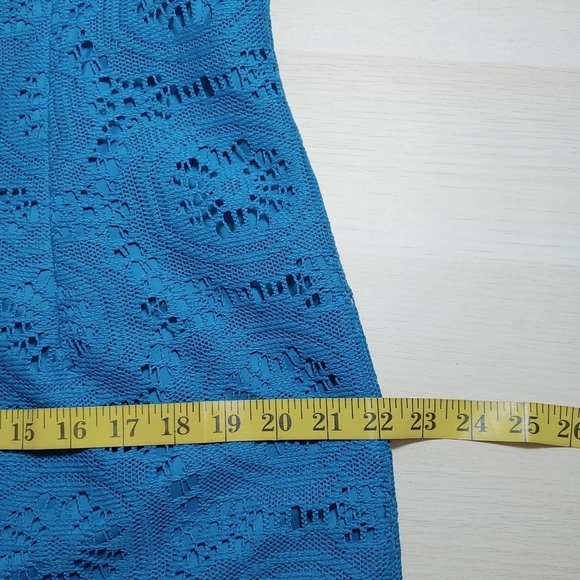 Adrianna PAPELL Teal crochet sleeveless business casual fitted summer dress - Picture 9 of 13